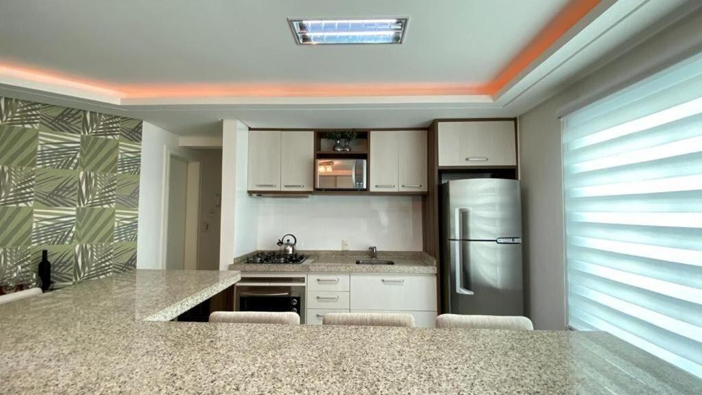 Solar Das Ilhas - Aconchegante Apartamento Na Linda Praia De 4 Ilhas Bombinhas Ngoại thất bức ảnh