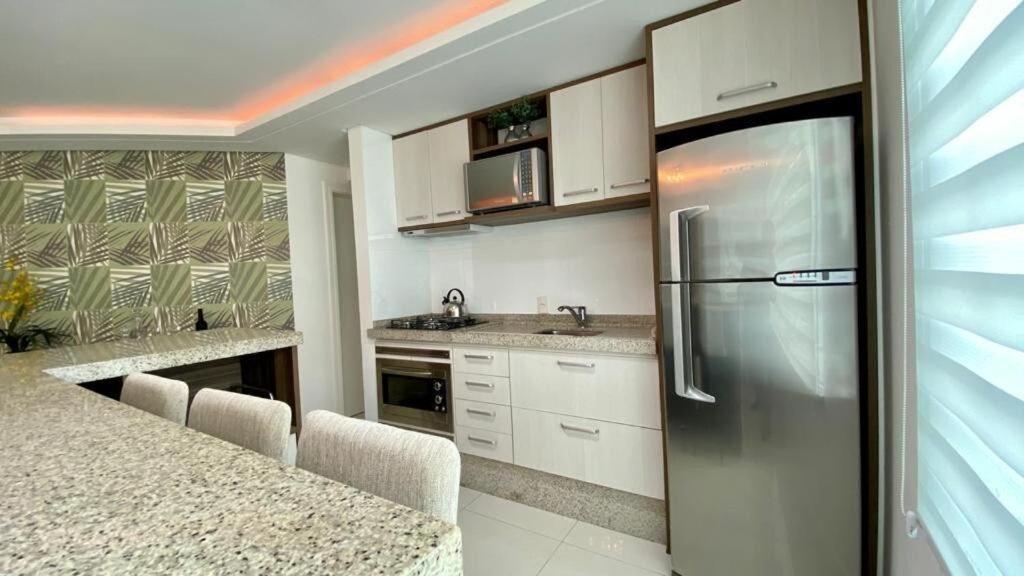 Solar Das Ilhas - Aconchegante Apartamento Na Linda Praia De 4 Ilhas Bombinhas Ngoại thất bức ảnh